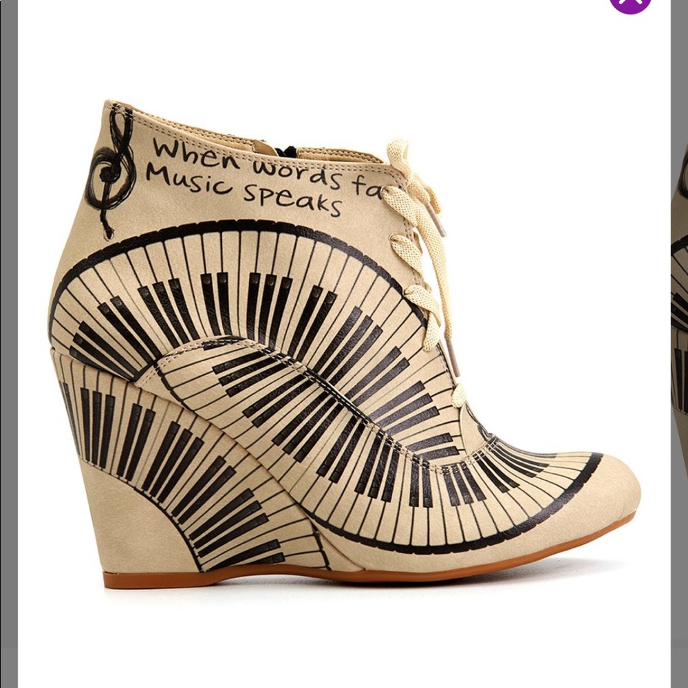 Goby-Piano key -Ivory/ebony wedge high heel bootie. size 36-brand new boxed- - Picture 3 of 11